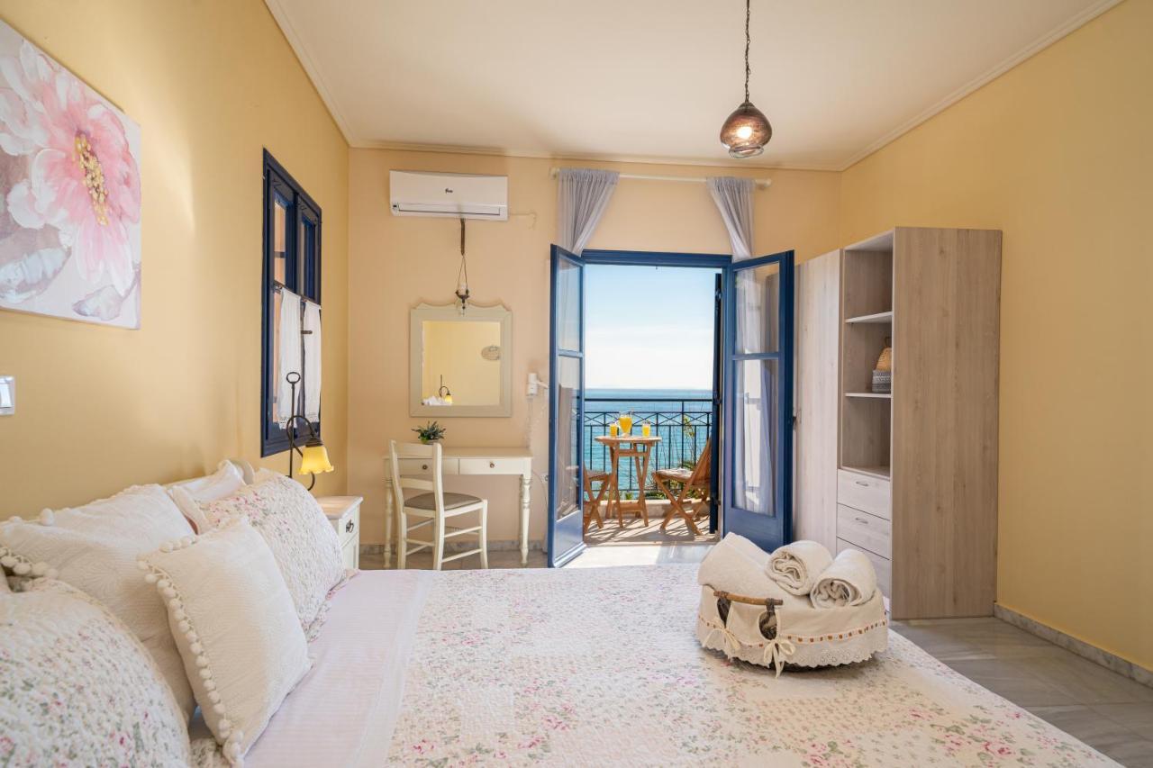 Aloe Studios, Waterfront Apartment *